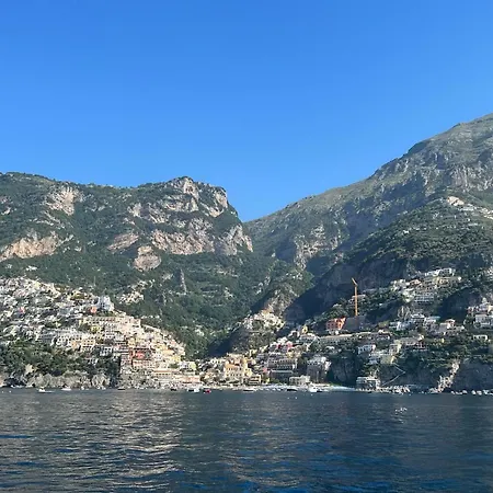 Songbird 3* Agerola